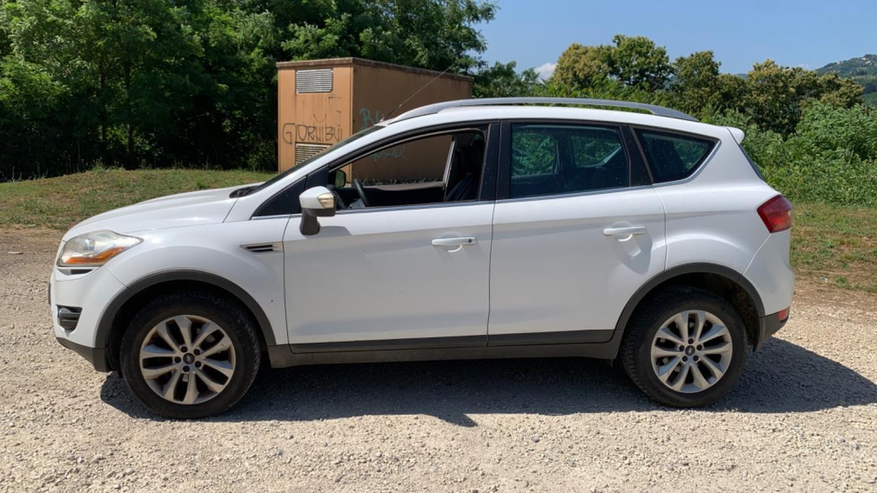 Ford Kuga 2.0 TDCi 136 CV 4WD Titanium DPF