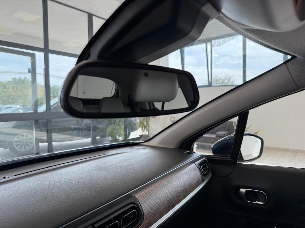 Citroen C3 PureTech 83 S&S Shine Pack