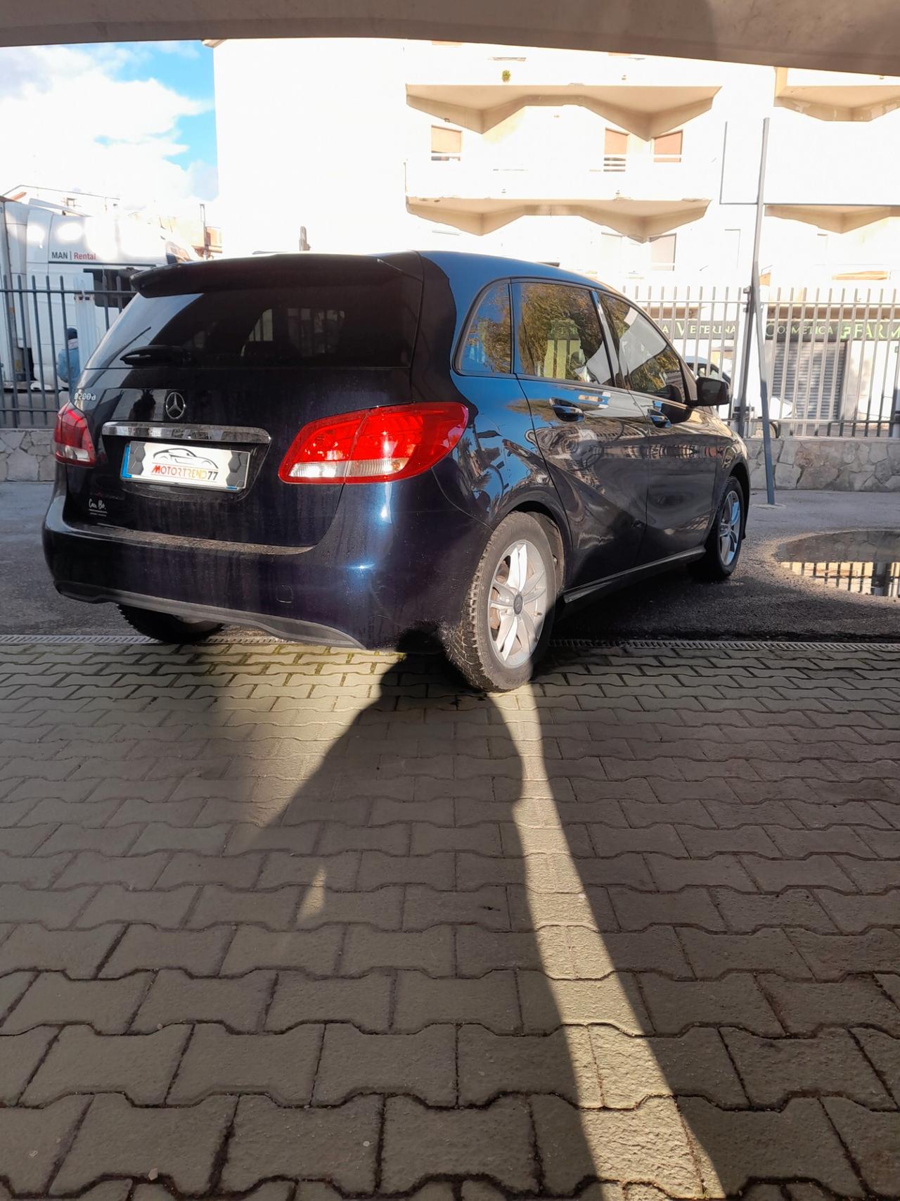 Mercedes-benz B 200 B 200 d Sport