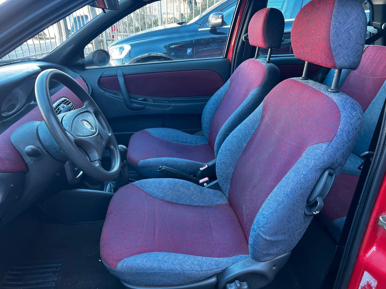 Lancia Y 1.1i cat Elefantino Blu adatta a neopatentati