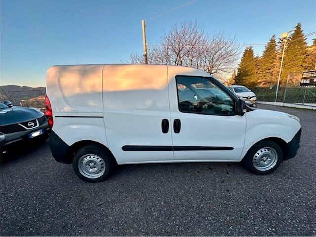 Opel Combo 1.6 CDTI 105CV 6m -2015