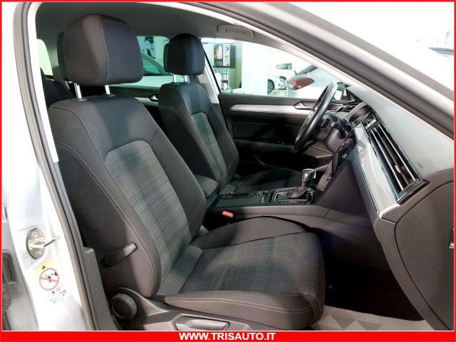 VOLKSWAGEN Passat Variant 1.6 TDI Dsg Business IVATA (FULL LED+NAVI)