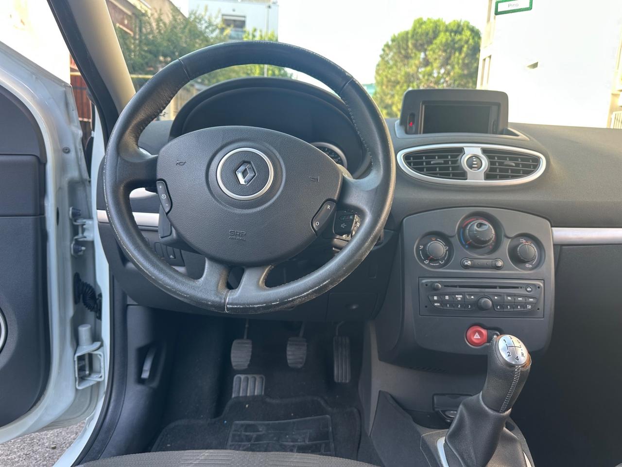 Renault Clio 1.2 16V 5 porte Luxe - euro 5 - solo 59000 km
