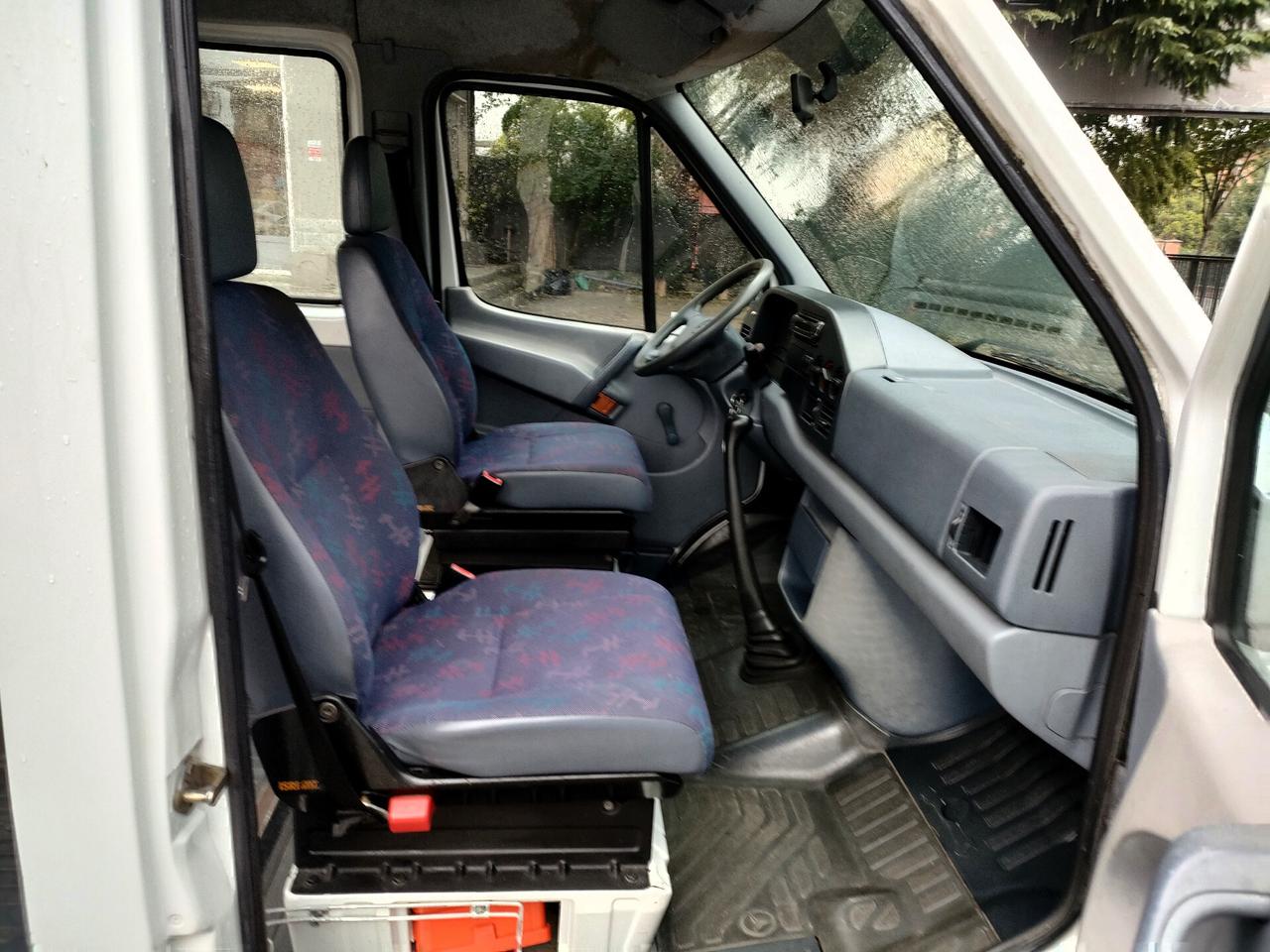 Mercedes Sprinter 2.3 D 9 posti-trasporto disabili