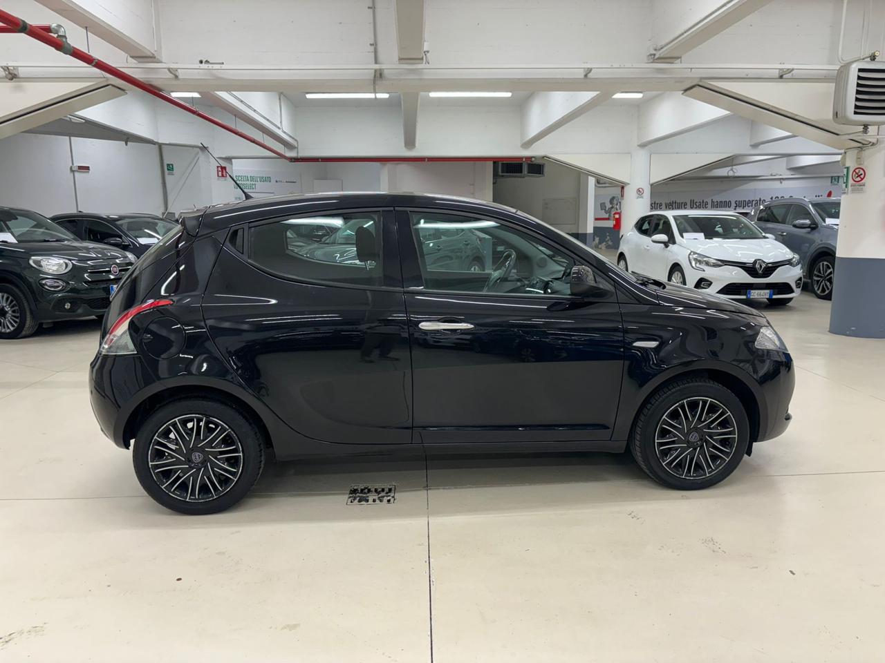 LANCIA Ypsilon III 2015 - Ypsilon 1.2 Gold 69cv my18