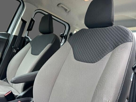 Ford Tourneo Courier 1.5 TDCI 75 CV Titanium
