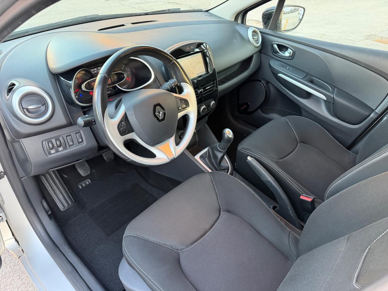 Renault Clio 1.5 dci 75 cv 2016 Navig Retrocamera
