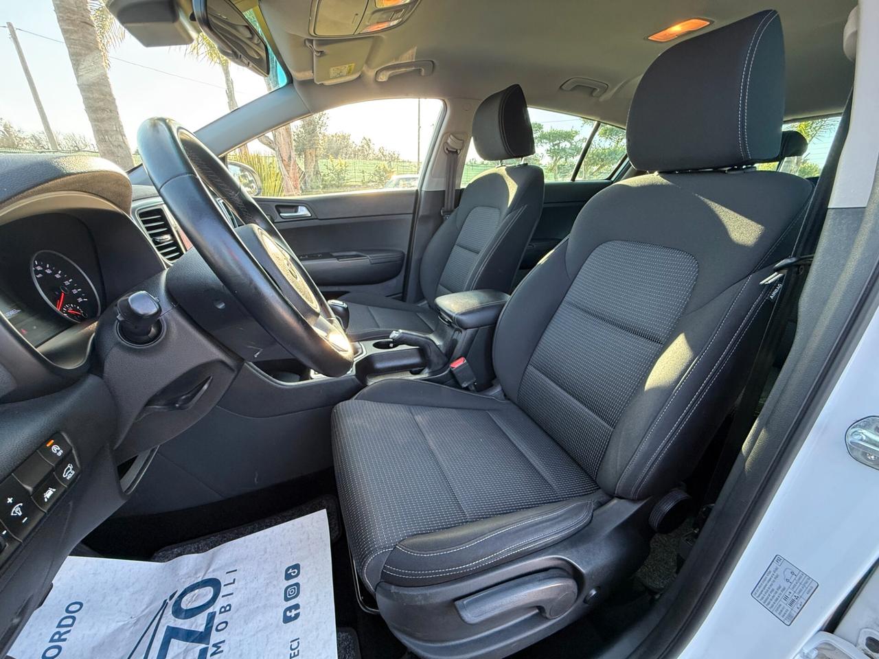 KIA SPORTAGE 1.6 CRDI 115 CV 2WD TETTO CAMERA NAVI LED