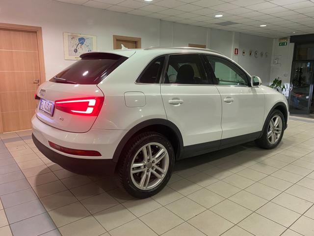 AUDI Q3 2.0 TDI 150 CV Business