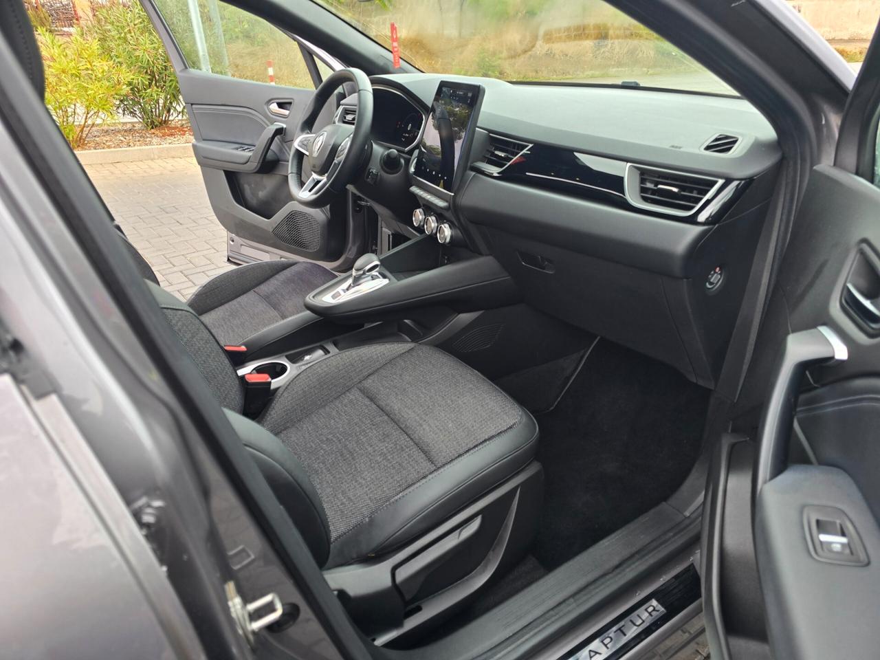 Renault Captur Full Hybrid E-Tech 145 CV RIVE GAUCHE