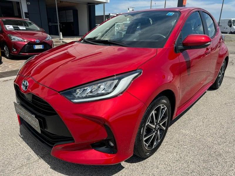 Toyota Yaris Hybrid Trend MY22