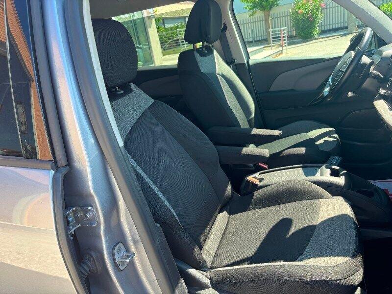 Citroën Grand C4 SpaceTour. Grand C4 SpaceTourer BlueHDi 130 S&S EAT8 Feel
