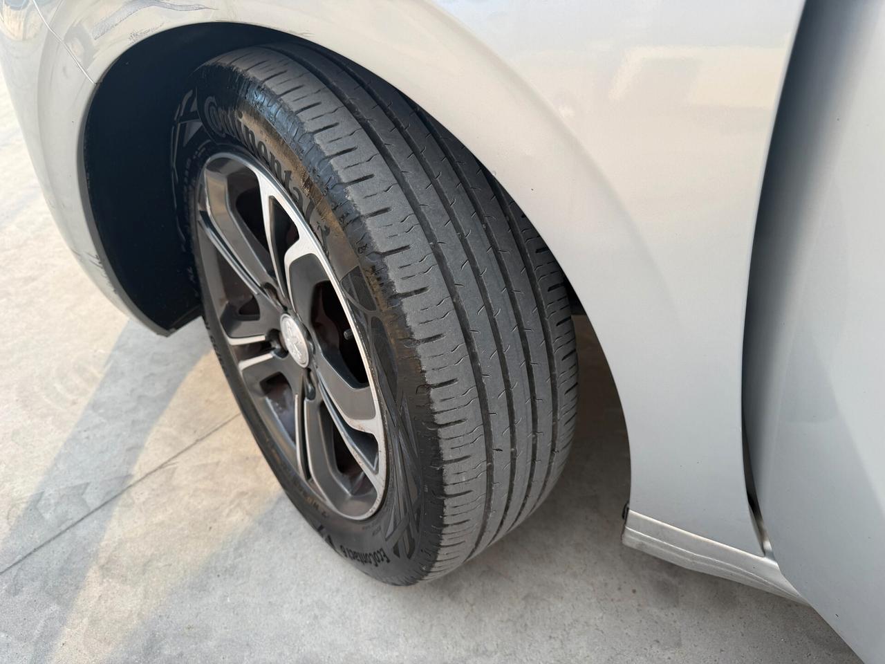 PEUGEOT 208 ANNO 2015 1.4 BENZ/GPL CASA MADRE 95CV