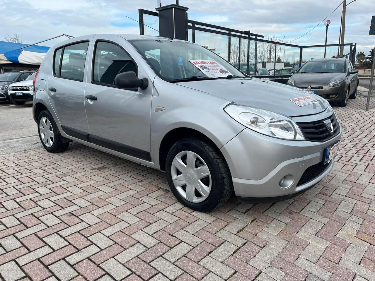 Dacia Sandero 1.2 - 55 MILA KM