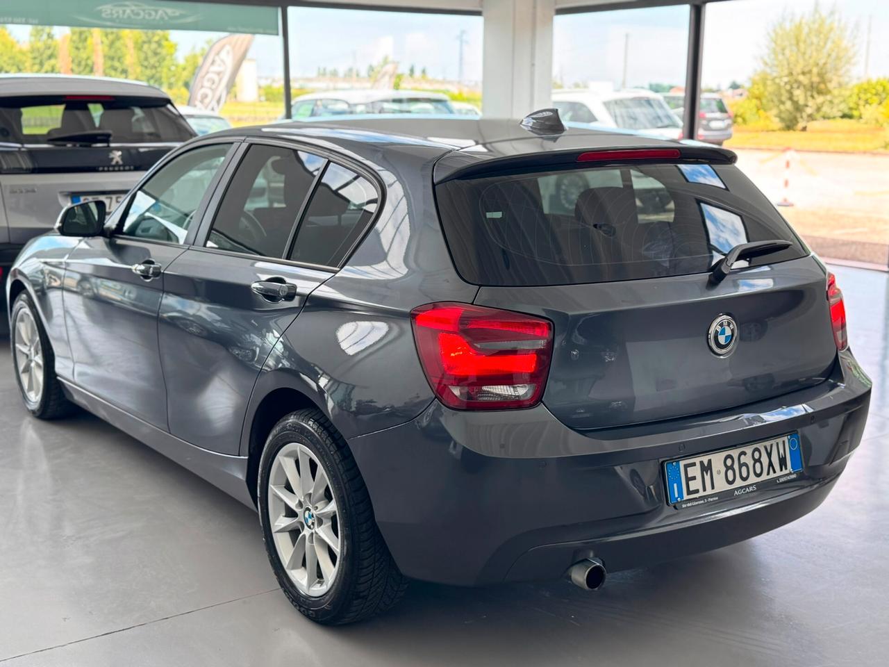 Bmw 116 116d 5p. Urban