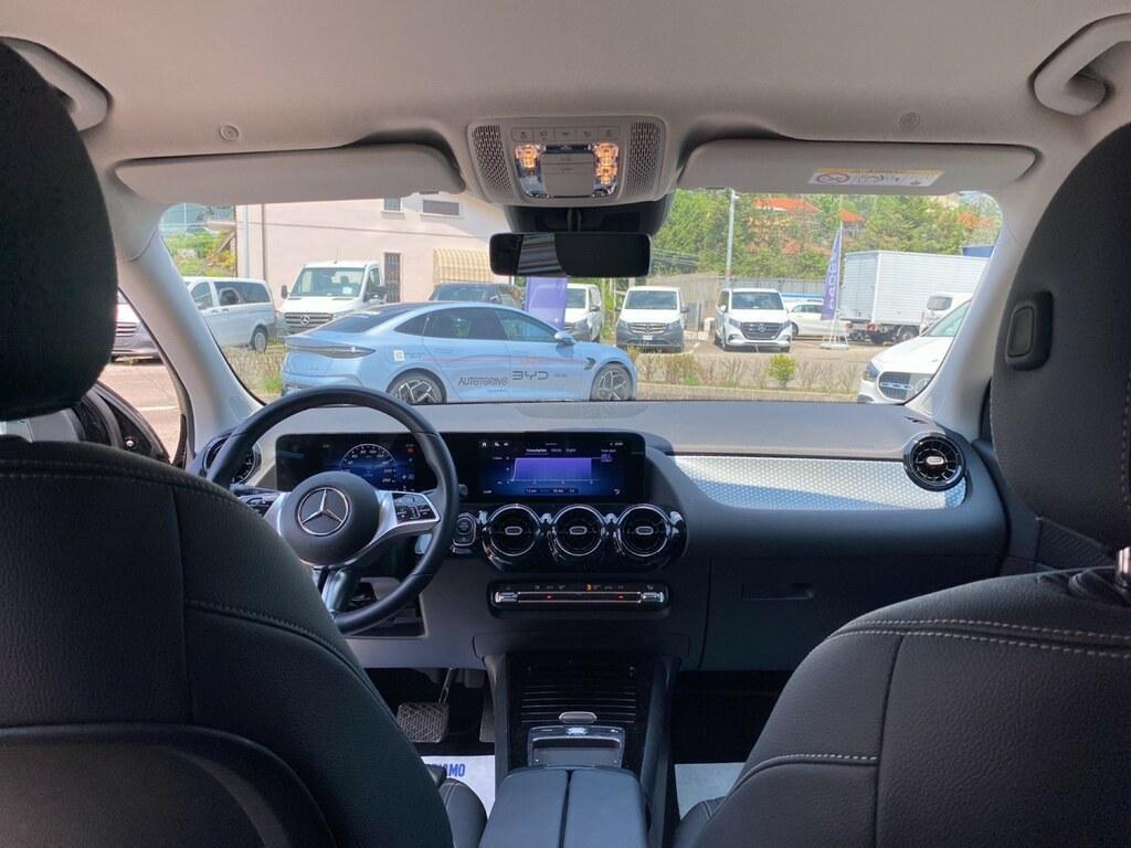 Mercedes GLA 180 180 D Advanced 8G-DCT