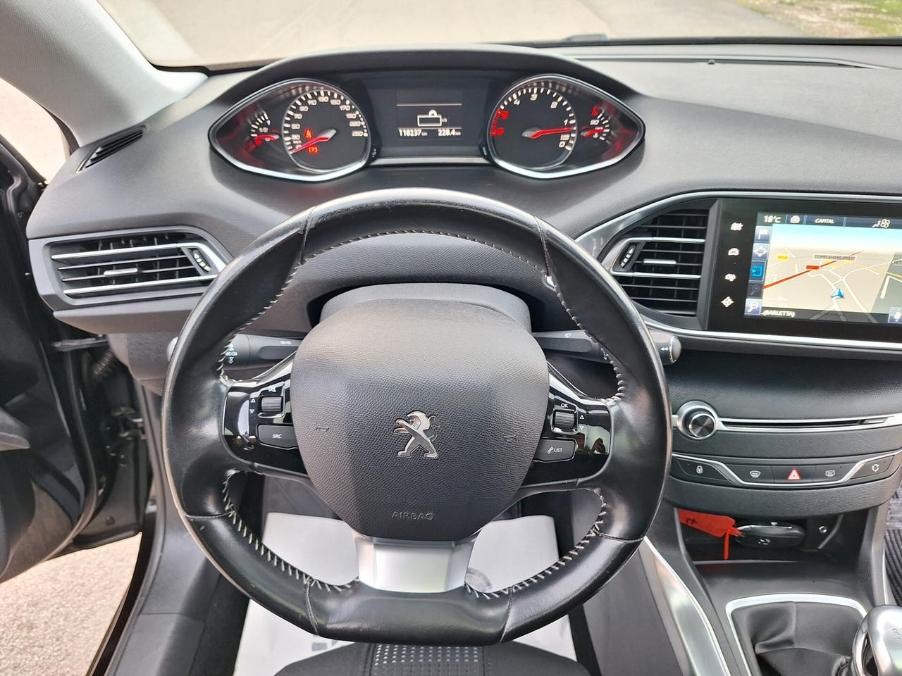 Peugeot 308 1.6 HDi 120 Allure NAVI TETTO CAMERA