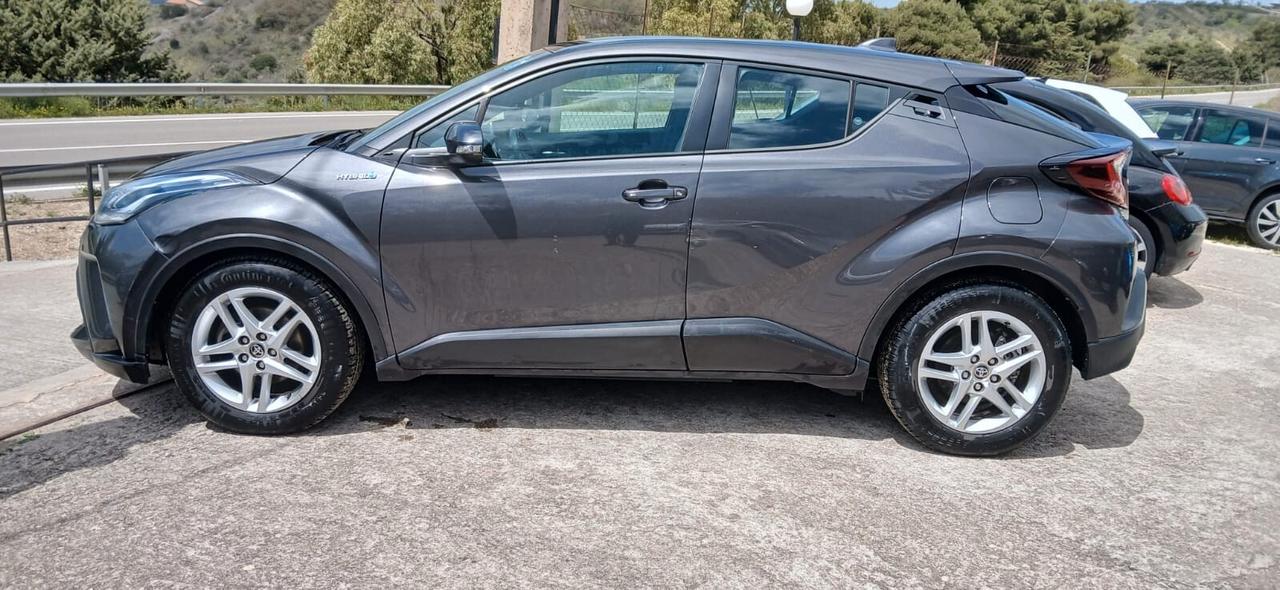 Toyota C-HR 1.8 Hybrid E-CVT Business - 2021