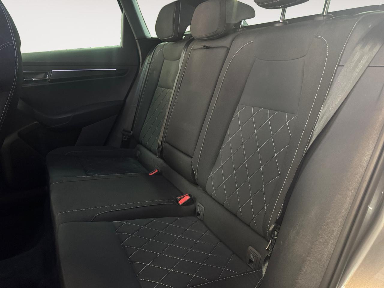Skoda Karoq 2.0 tdi evo Sportline 150cv