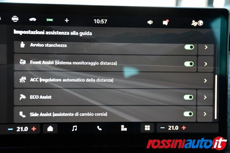 SKODA OCTAVIA WAGON 2.0 TDI 150 CV DSG STYLE + MATRIX LED R18