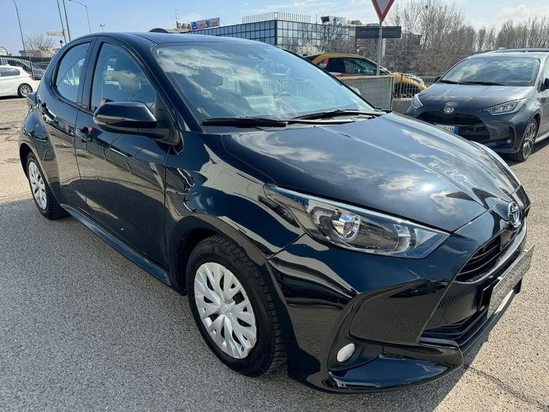 Toyota Yaris Hybrid Active MY22