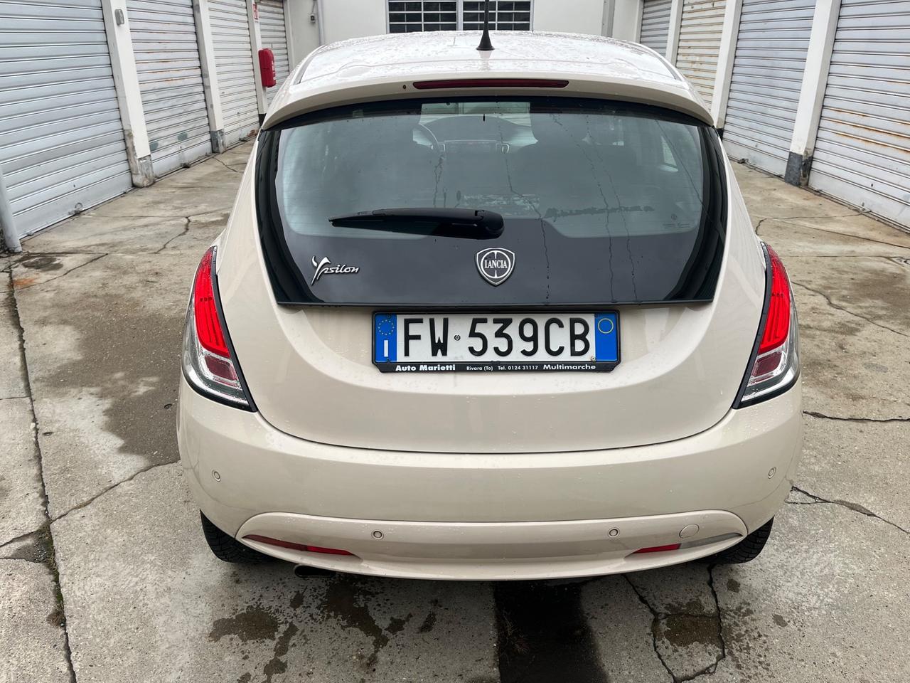 Lancia Ypsilon 1.2 69 CV 5 porte GPL Ecochic Gold