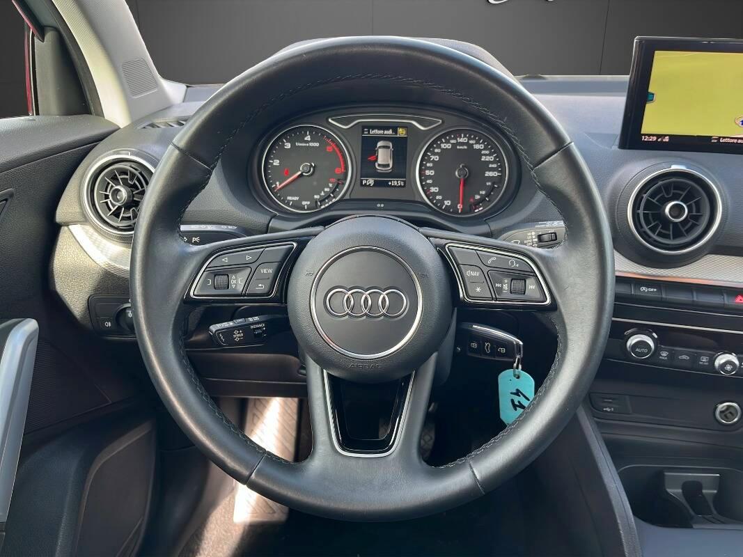 Audi Q2 35 2.0 tdi Business s-tronic