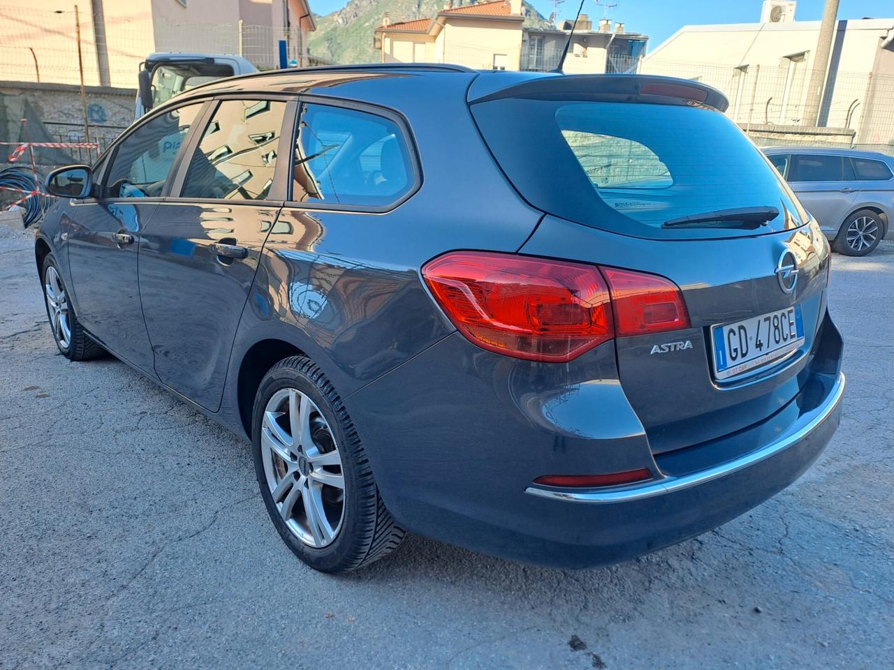 OPEL ASTRA 1.4 GPL TECH *BOMBOLA 2036*