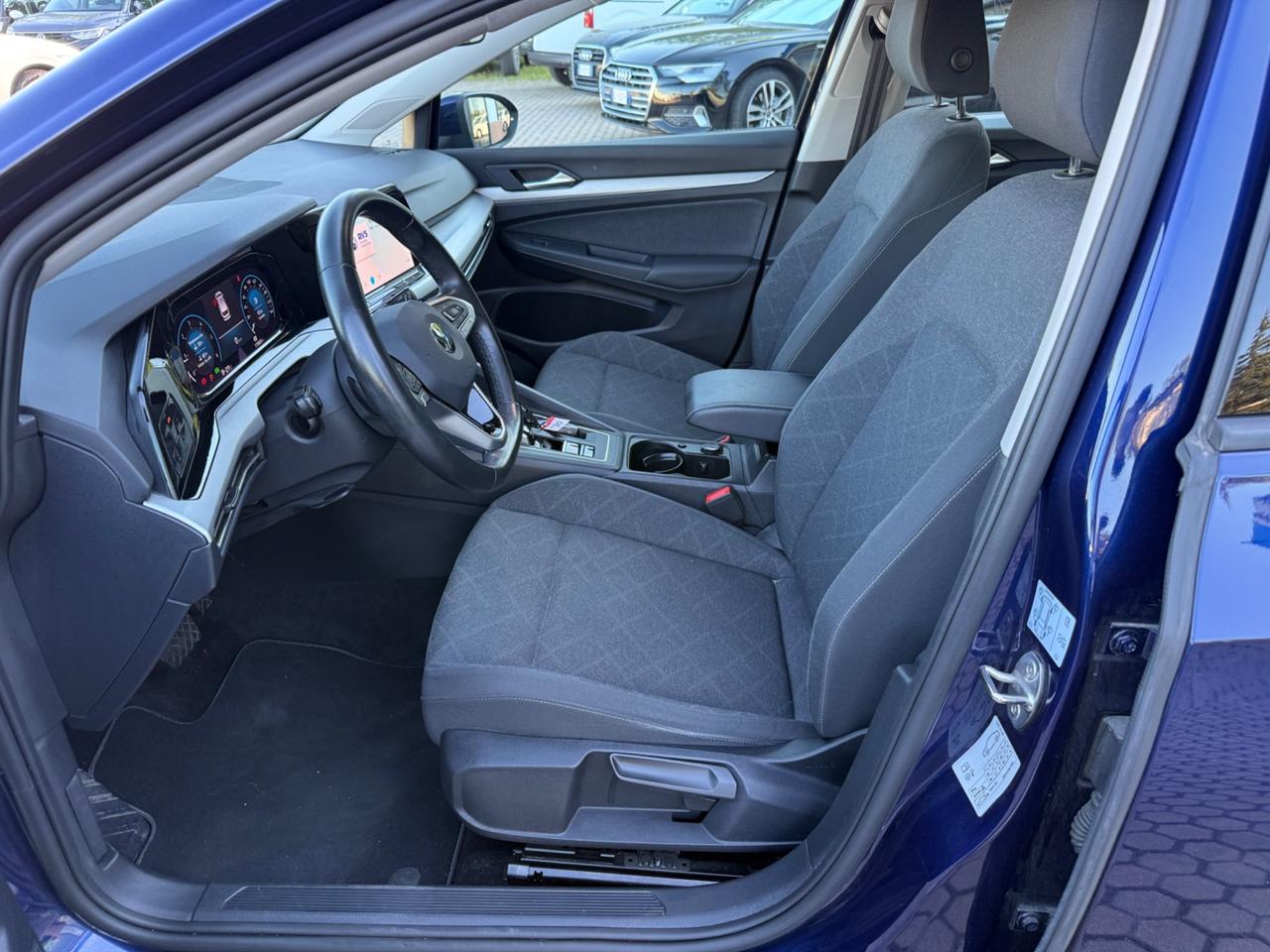 Golf Variant 2.0 TDI SCR DSG Life OK NEOPATENTATI