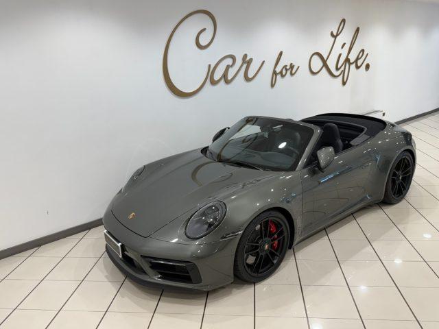 PORSCHE 992 Carrera 4 GTS Cabriolet