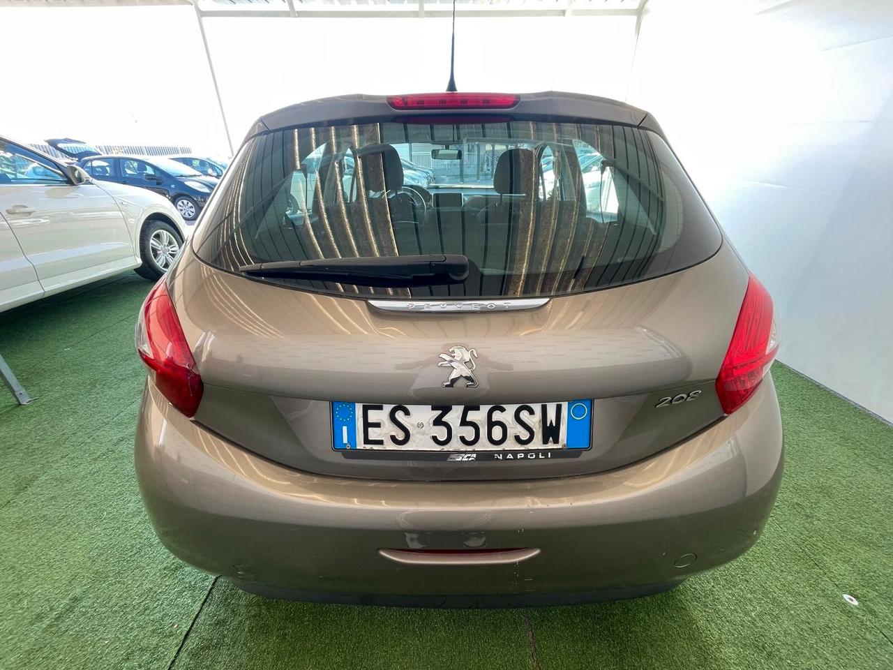 PEUGEOT 208 1.2 BENZINA 82CV