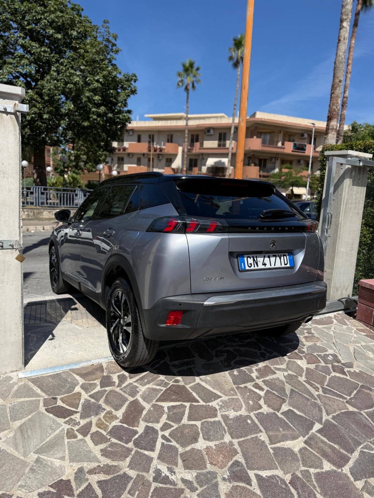 Peugeot 2008 BlueHDi 130 S&S EAT8 GT