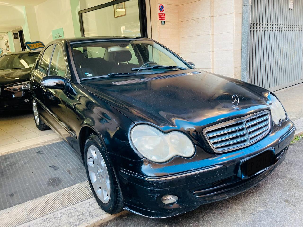 Mercedes-benz C 200 CDi -X NEOPATENTATI- 2004