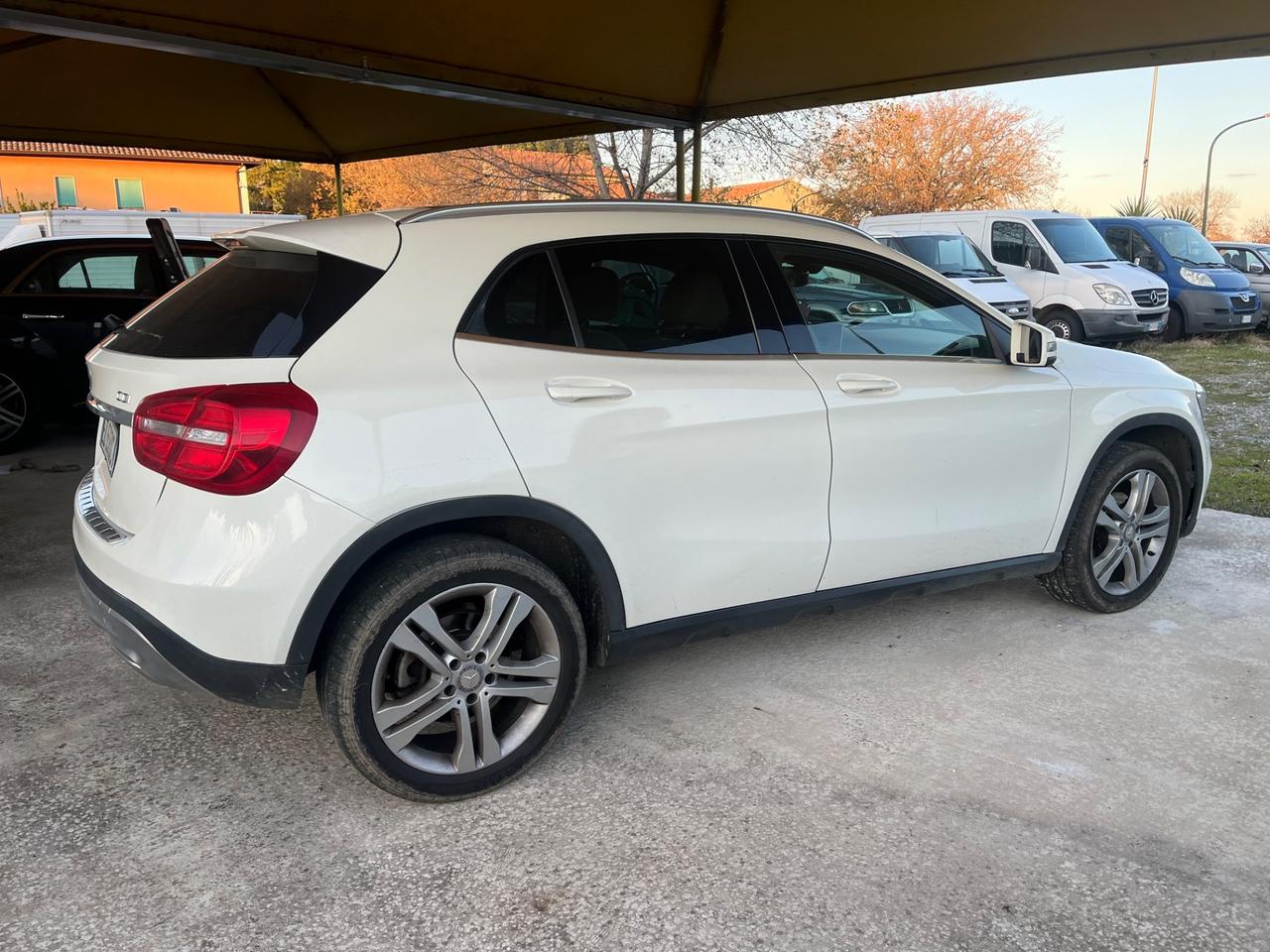 Mercedes-benz GLA 200 CDI Premium