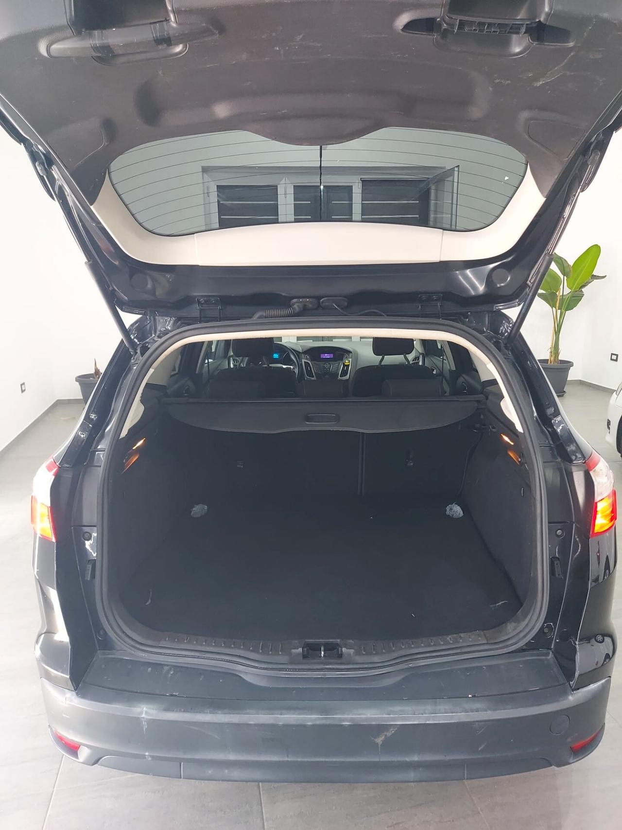 Ford Focus 1.6 TDCi 115 CV SW PLUS 2011