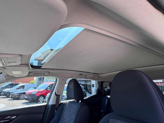 NISSAN Qashqai 1.2 DIG-T Tekna