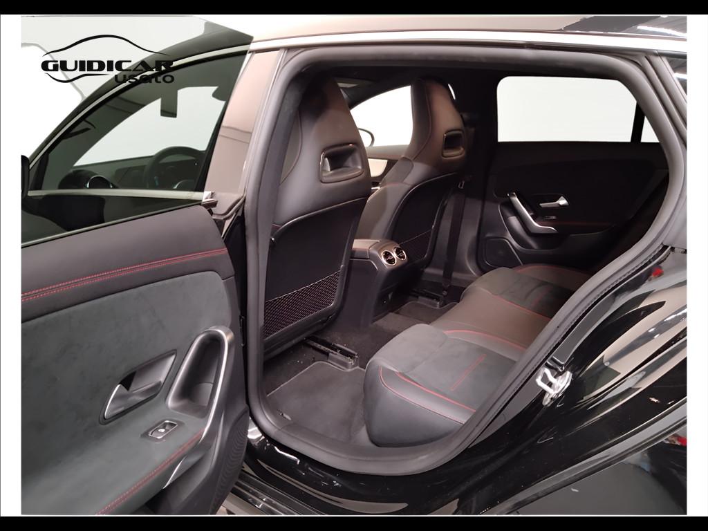 Mercedes-Benz CLA Sh.Brake - X118 - CLA Shooting Brake 200 d Premium 4mati