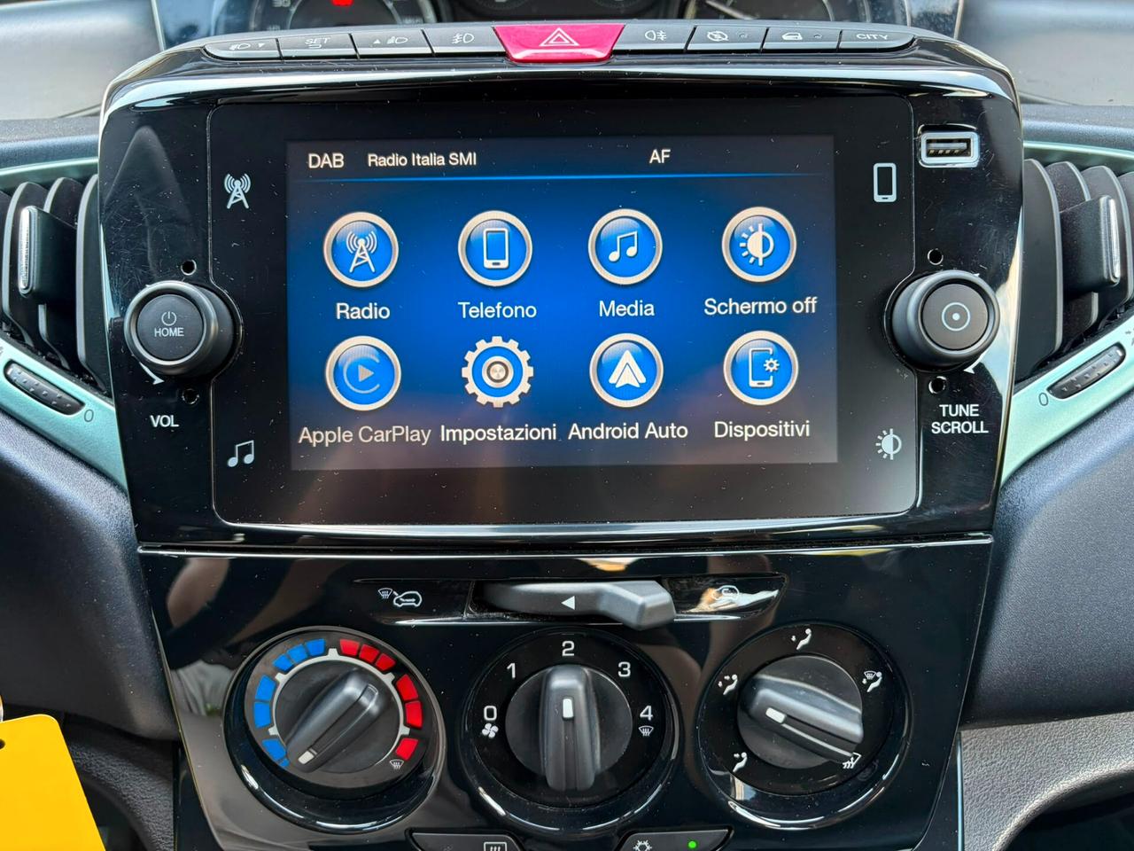 Lancia Ypsilon 1.0 FireFly 5 porte S&S Hybrid Gold