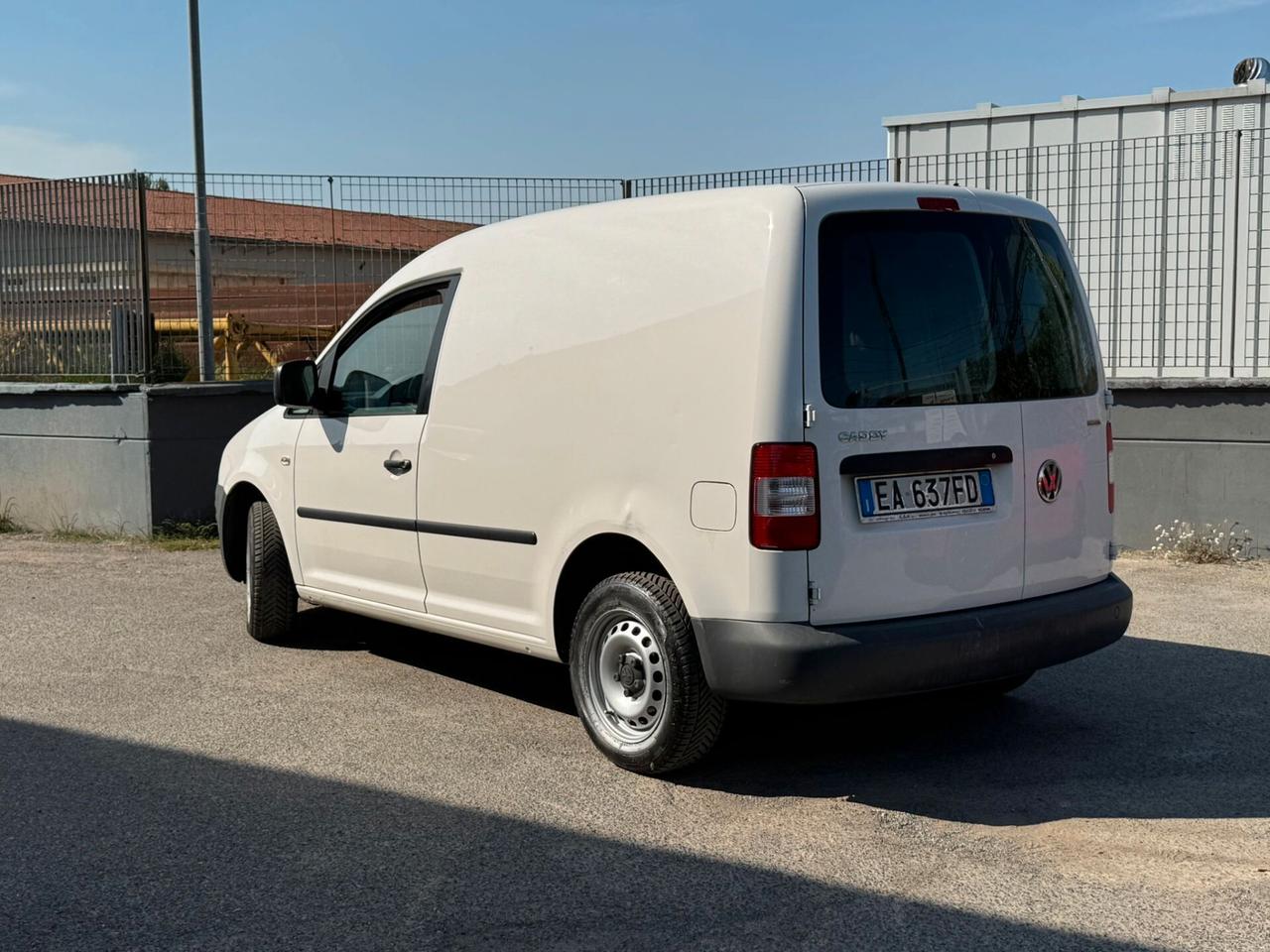 Volkswagen Caddy 2.0 Ecofuel 4p. Van