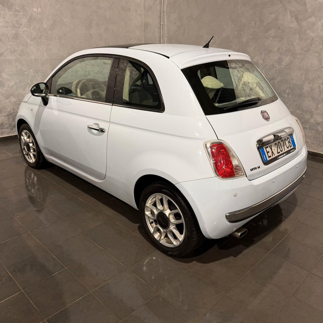 Fiat 500 1.2 Lounge neopatentati, sensori di parcheggio post
