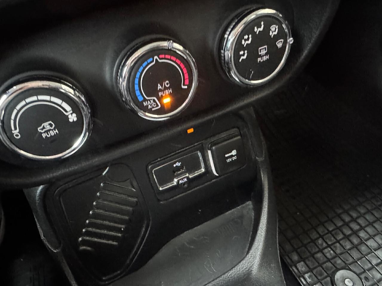 Jeep Renegade 1.6 Mjt 120 CV Longitude