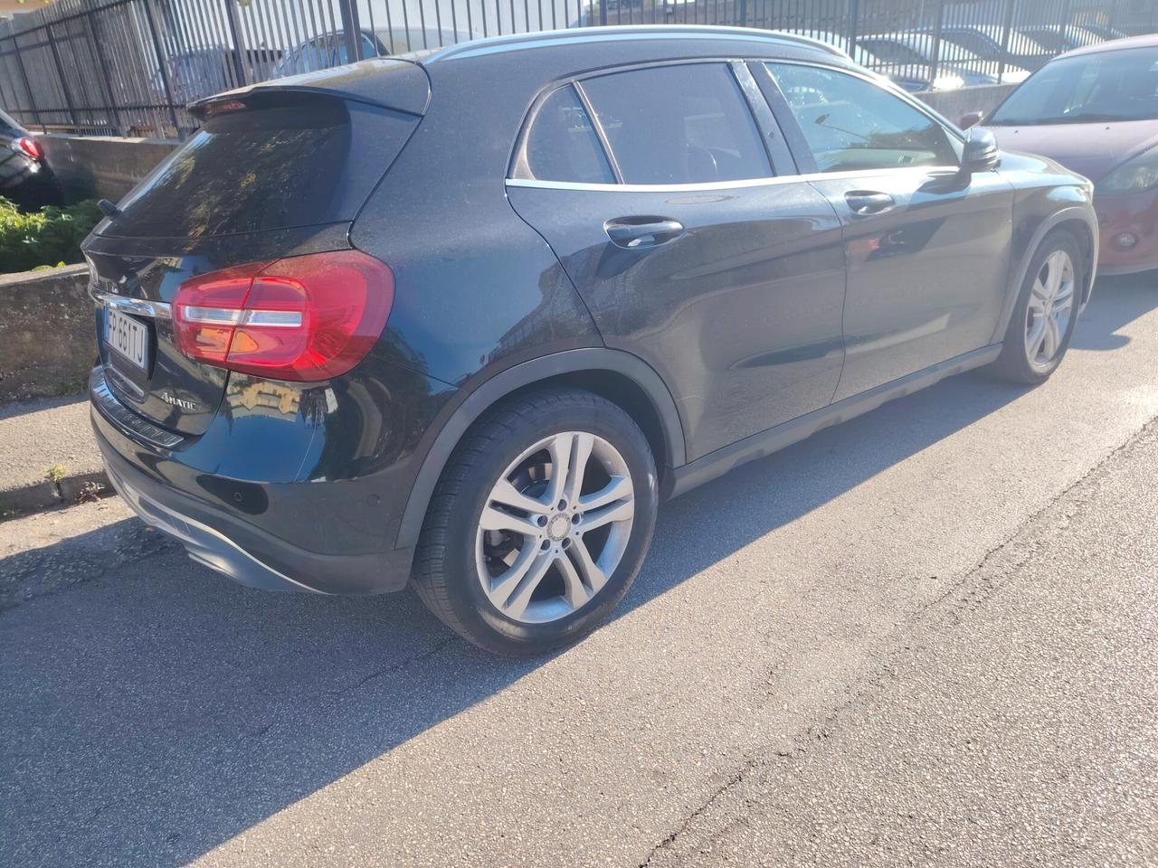 Mercedes-benz GLA 200 CDI Automatic 4Matic Sport