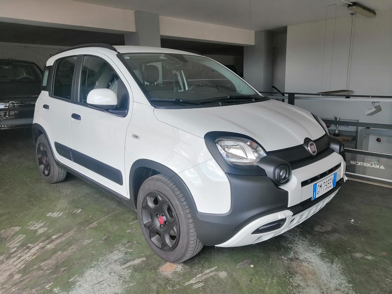 Fiat Panda 1.0 S&S Hybrid CROSS