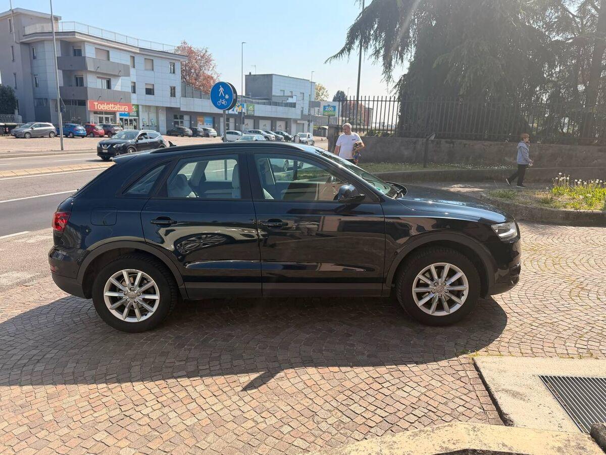Audi Q3 2.0 tdi Business 140cv