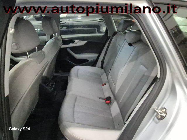 AUDI A4 Avant 35 TDI S tronic Business