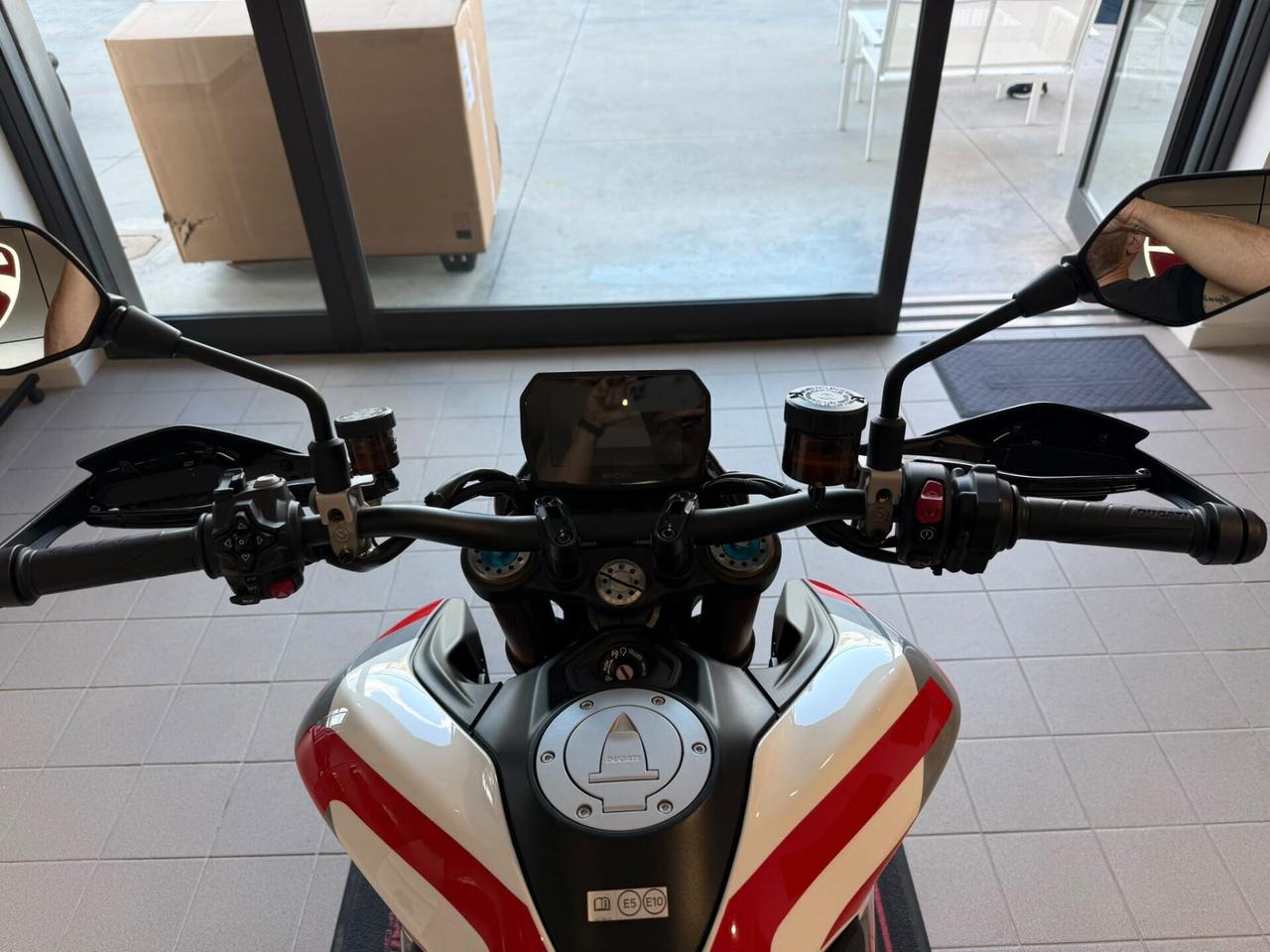 Ducati Hypermotard SP MY 2026 FULL TERMIGNONI KM0