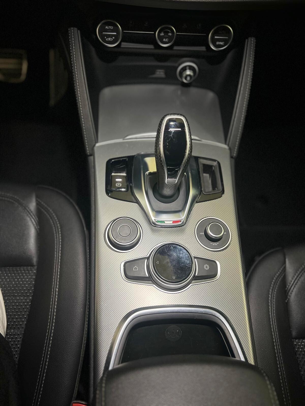 Alfa Romeo Stelvio 2.2 Turbodiesel 190 CV AT8 Q4 Sprint