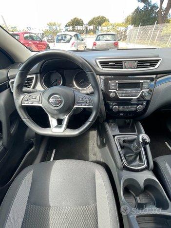 Nissan Qashqai 1.5 dCi 110cv Tekna CERCHI CLIMA CRUISE PDC MULTIFUNZIONE