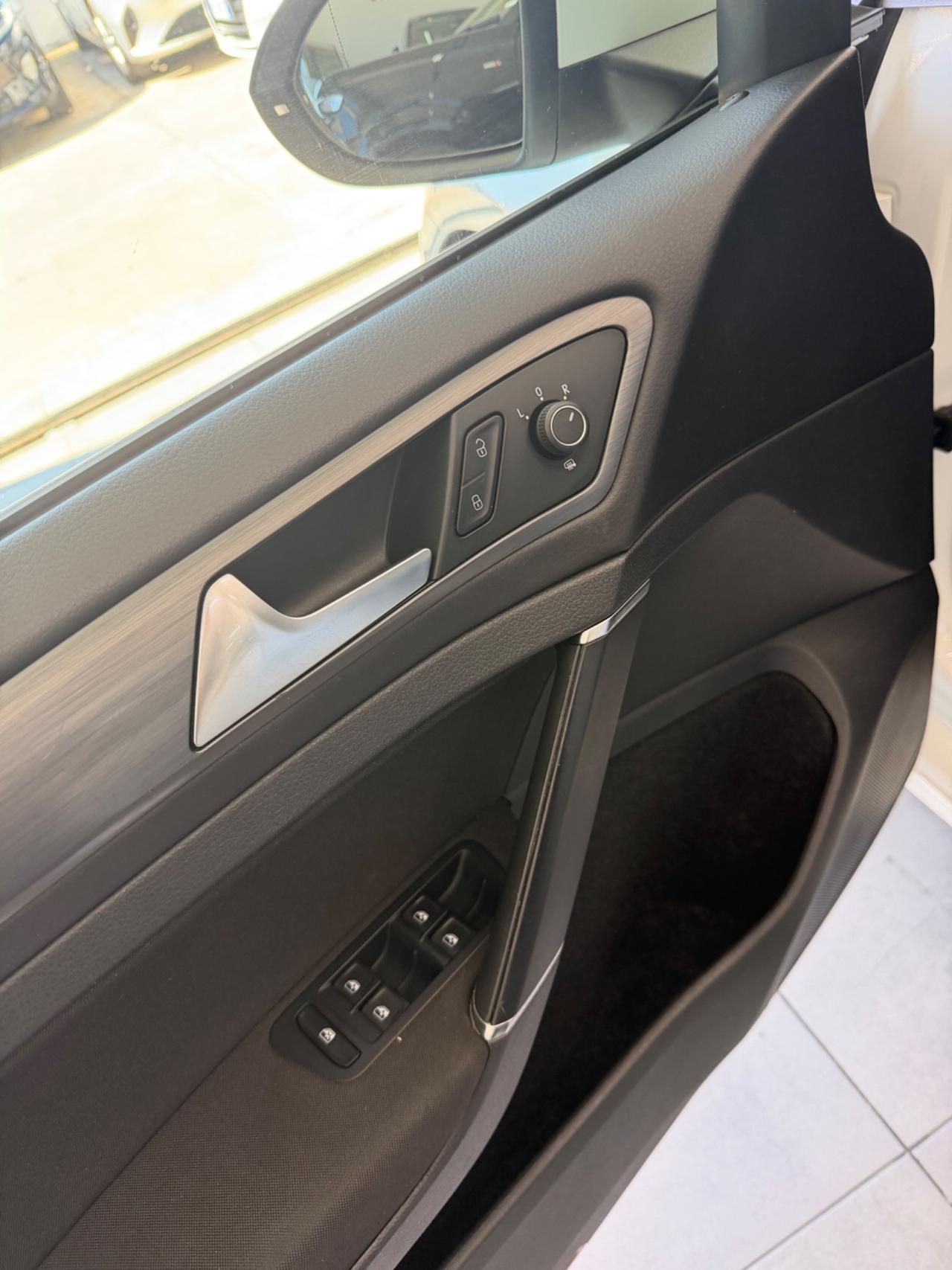 VW Golf 7.5 1.6 116 Cv TDI FINANZIABILE