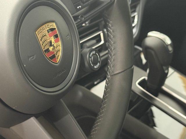 PORSCHE Macan III 2.0 T 265 CV IVA ESPOSTA